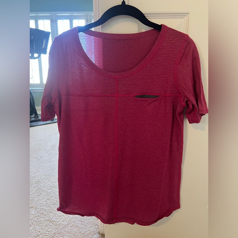 Lululemon women’s top size 8